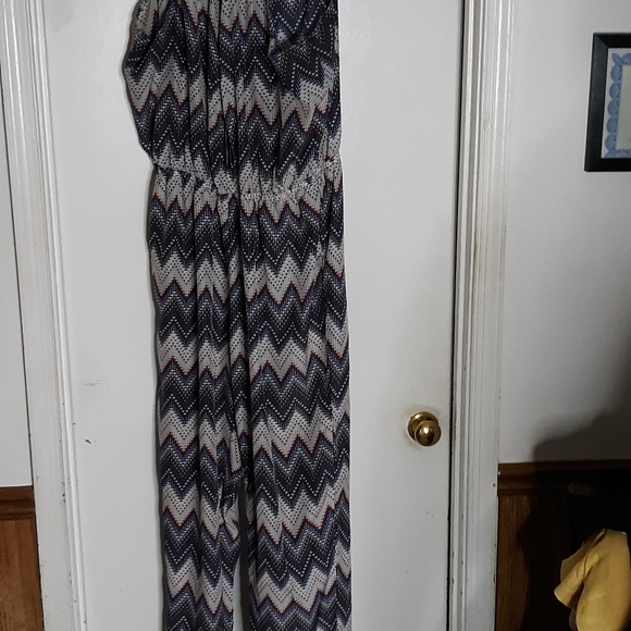 Love by Chesley jumpsuit - Picture 8 of 9